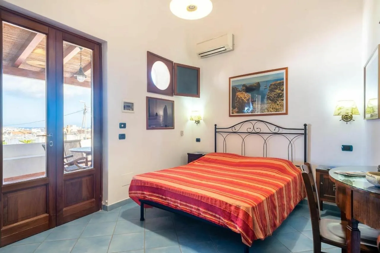 Bed & Breakfast Casa Vacanza Artemis Città di Lipari Italia