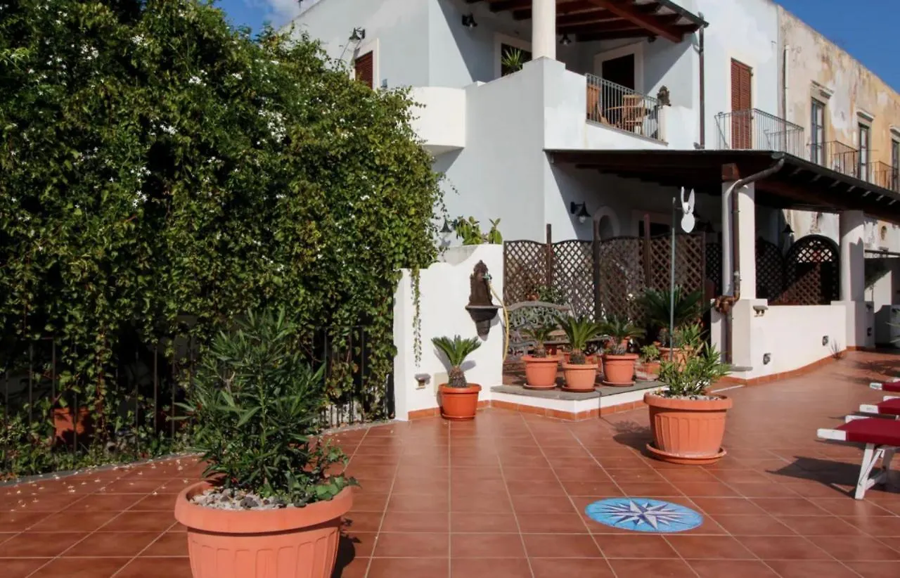Bed & Breakfast Casa Vacanza Artemis Città di Lipari
