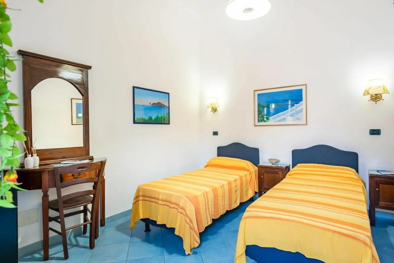 Bed & Breakfast Casa Vacanza Artemis Città di Lipari