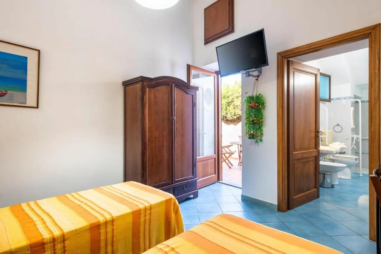 Casa Vacanza Artemis Città di Lipari 0*,